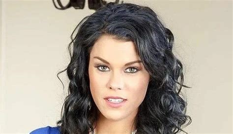 Peta Jensen Height, Weight, Age, Body Statistics .